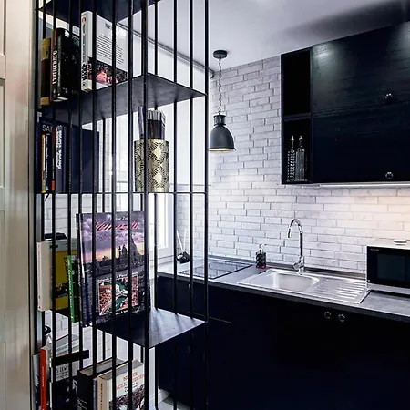 Chiclife - Shenkin Sarona, Borgo Santa Caterina & Museums Apartment *