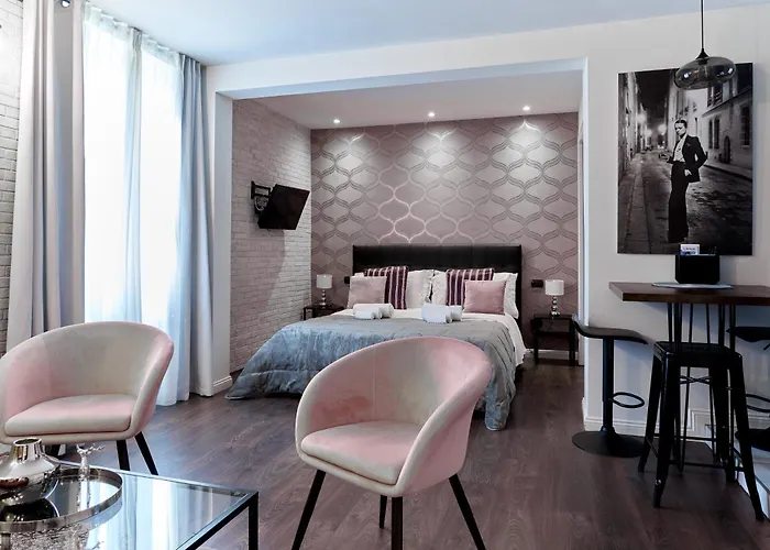 Chiclife - Shenkin Sarona, Borgo Santa Caterina & Museums Bergamo