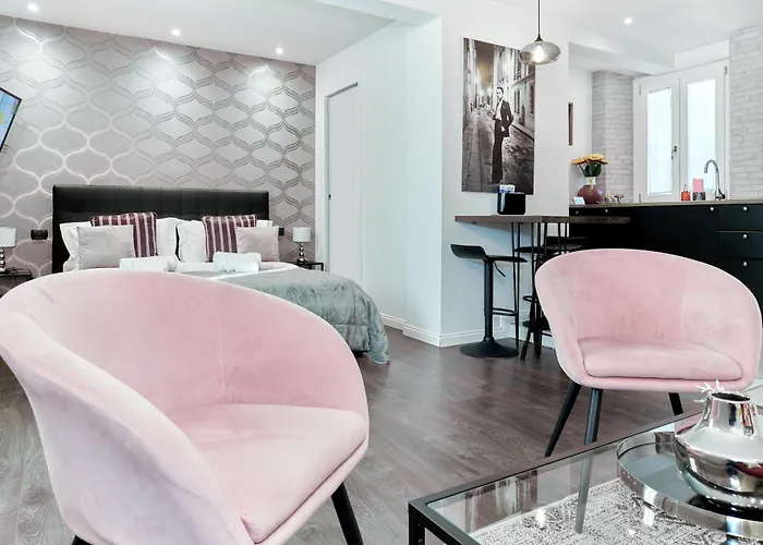 Apartman Chiclife - Shenkin Sarona, Borgo Santa Caterina & Museums *